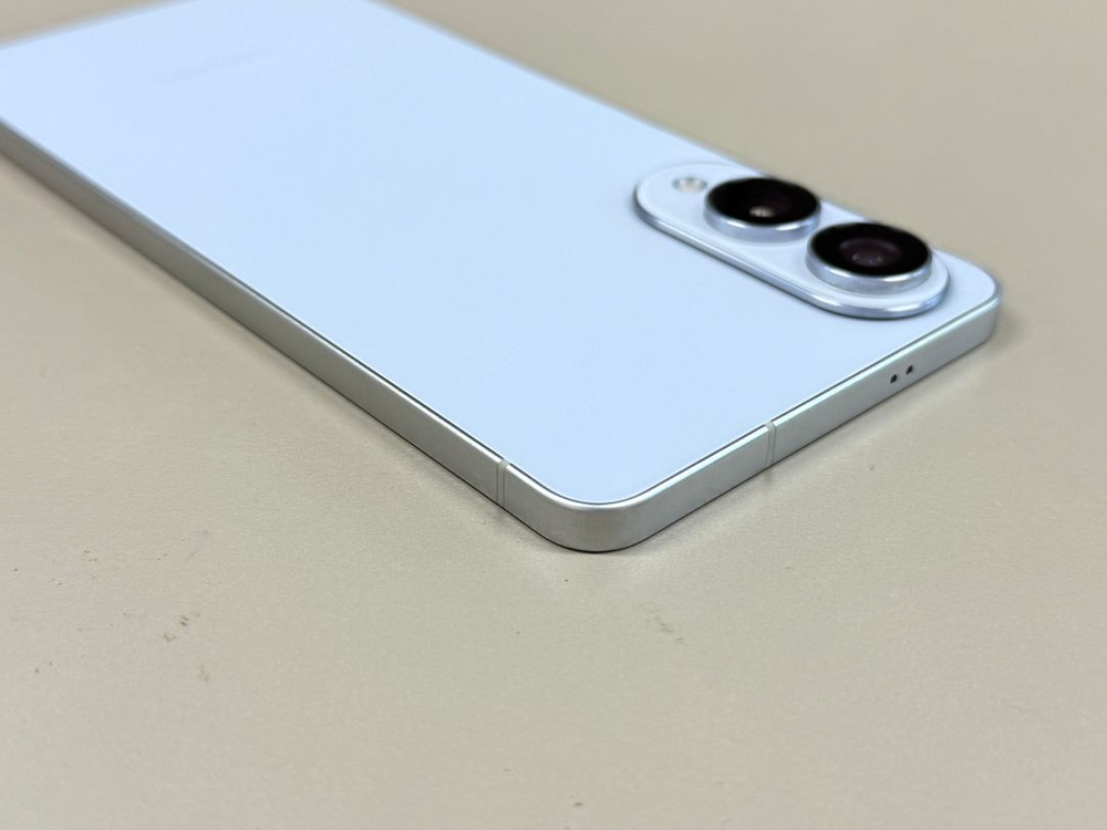 (68만원) 갤럭시S25엣지 블루 256G 깨끗한 새상품급 단말기 정상해지완료 이미지