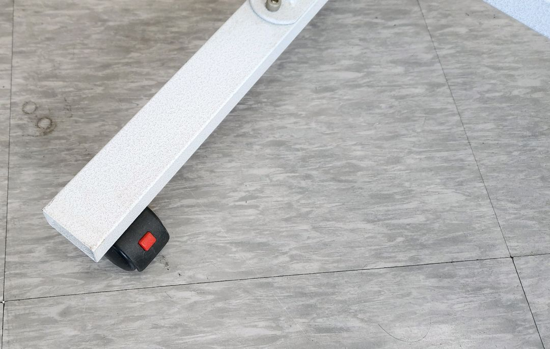 이동식 스탠드 블랙우드 자석 화이트보드 (150x90) 팝니다 이미지