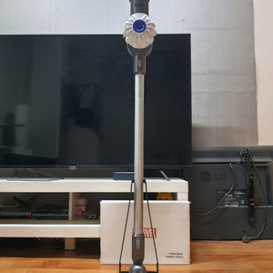 [dyson] 다이슨 무선청소기 V6 이미지