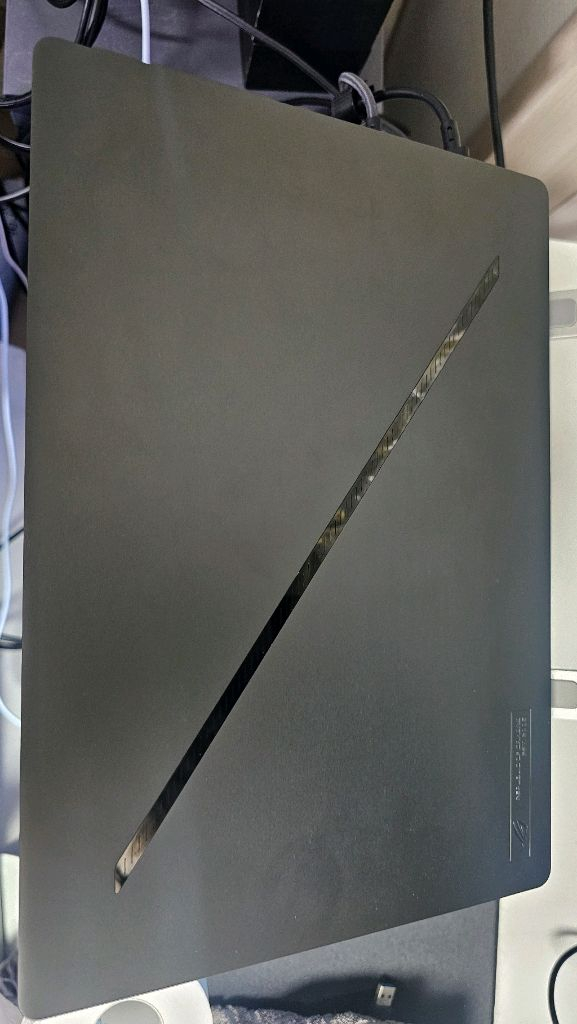 asus제피러스 g14 2025 5060 게이밍노트북 이미지