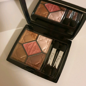 디올 5꿀뢰르 아이섀도우 팔레트 / 파우치 이미지