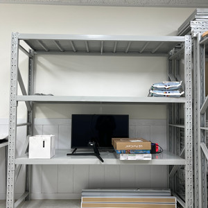 철제 선반 4개 판매합니다. 이미지