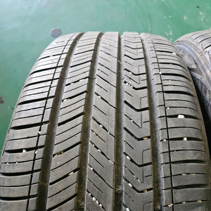 235 45 18 마제스티9 중고 팝니다 이미지