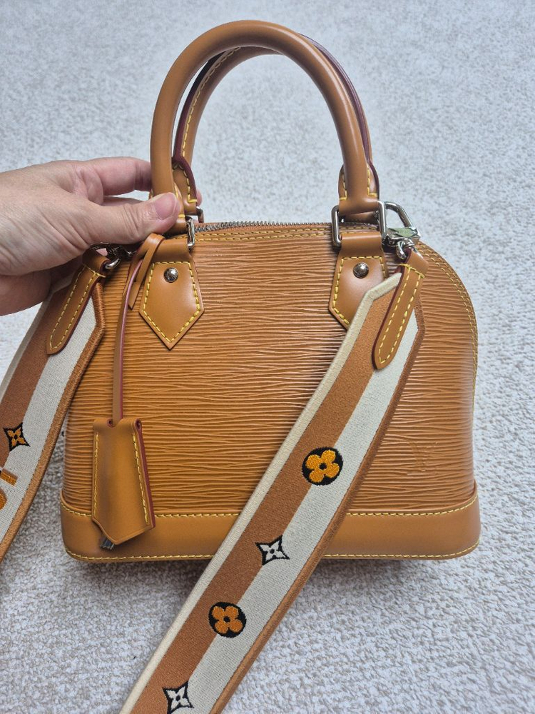 루이비통 정품 알마 BB 이미지