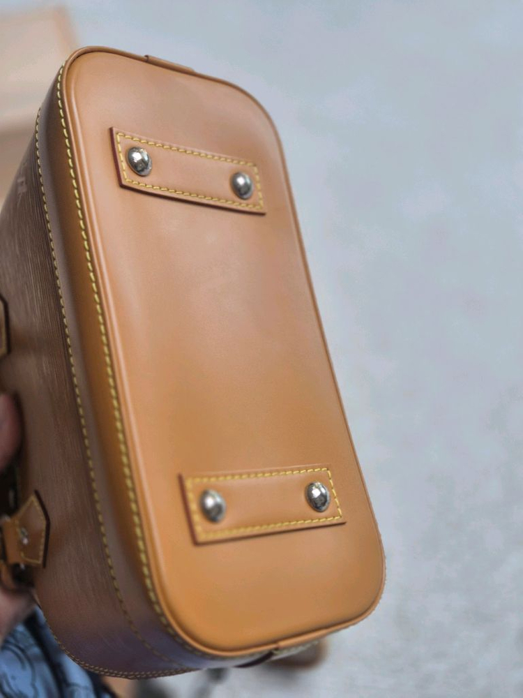 루이비통 정품 알마 BB 이미지