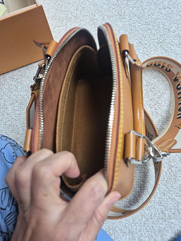 루이비통 정품 알마 BB 이미지