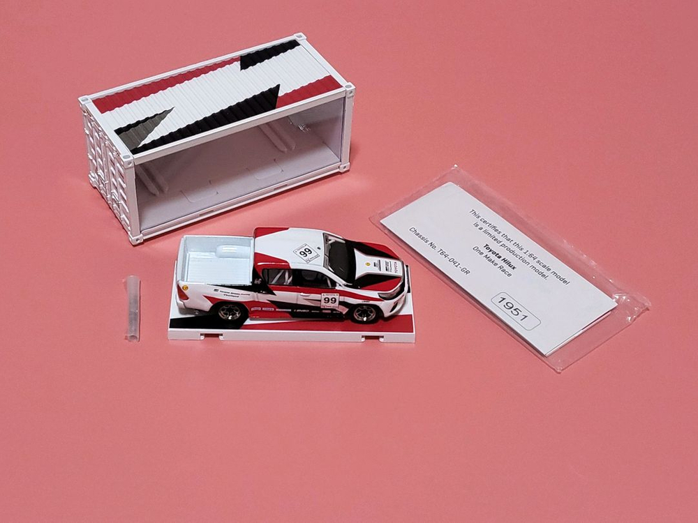 토요타 하이럭스 레이싱버전 1:64 다이캐스트 차량 이미지