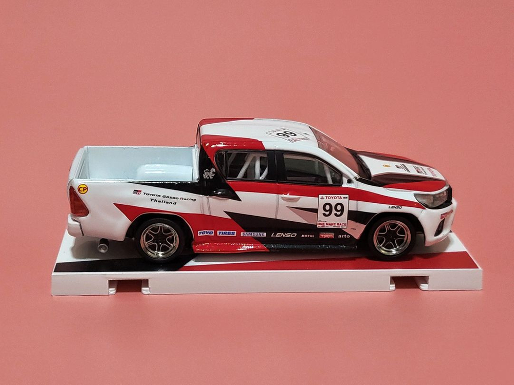 토요타 하이럭스 레이싱버전 1:64 다이캐스트 차량 이미지