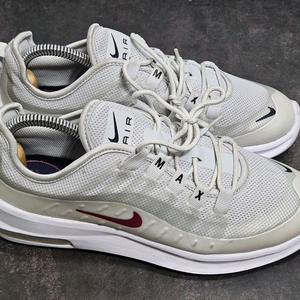 에어맥스 운동화 240mm 이미지