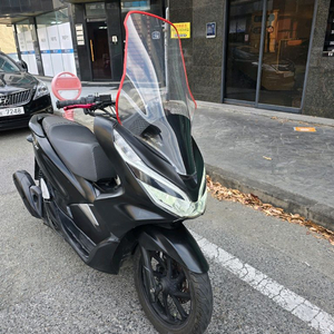 20년 pcx 125 2만8천km 울산부산양산김해창원대구거제구미중고오토바이스쿠터 이미지