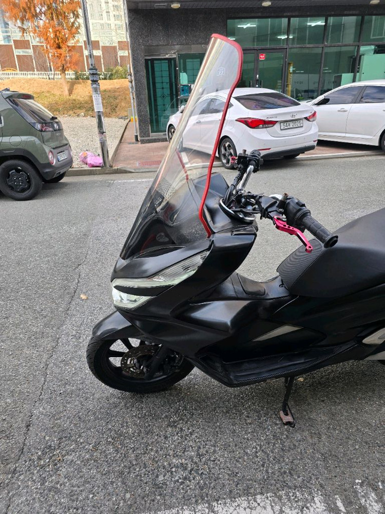 20년 pcx 125 2만8천km 울산부산양산김해창원대구거제구미중고오토바이스쿠터 이미지