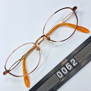 일본 하우스 브랜드 CERASEE CS-4534 순수 티타늄 오발 안경테/여성안경 y2k 패션 아이웨어 빈티지 이미지