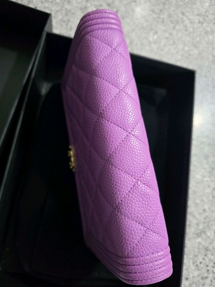 [정품]샤넬 보이 샤넬 여성 캐비어 쉐브론 WOC 체인 숄더 크로스백 금장 퍼플 이미지