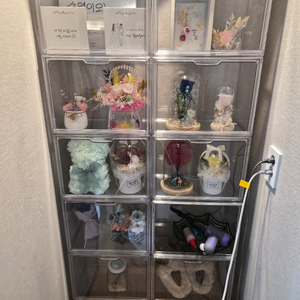 클리어 아크릴 수납장 이미지