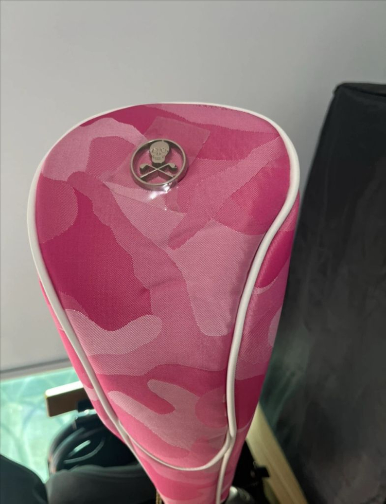 마크앤로나 드라이버커버_화이트핑크 이미지