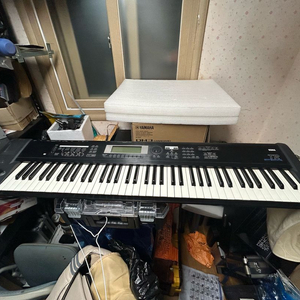 KORG TR76건반 입니다 이미지