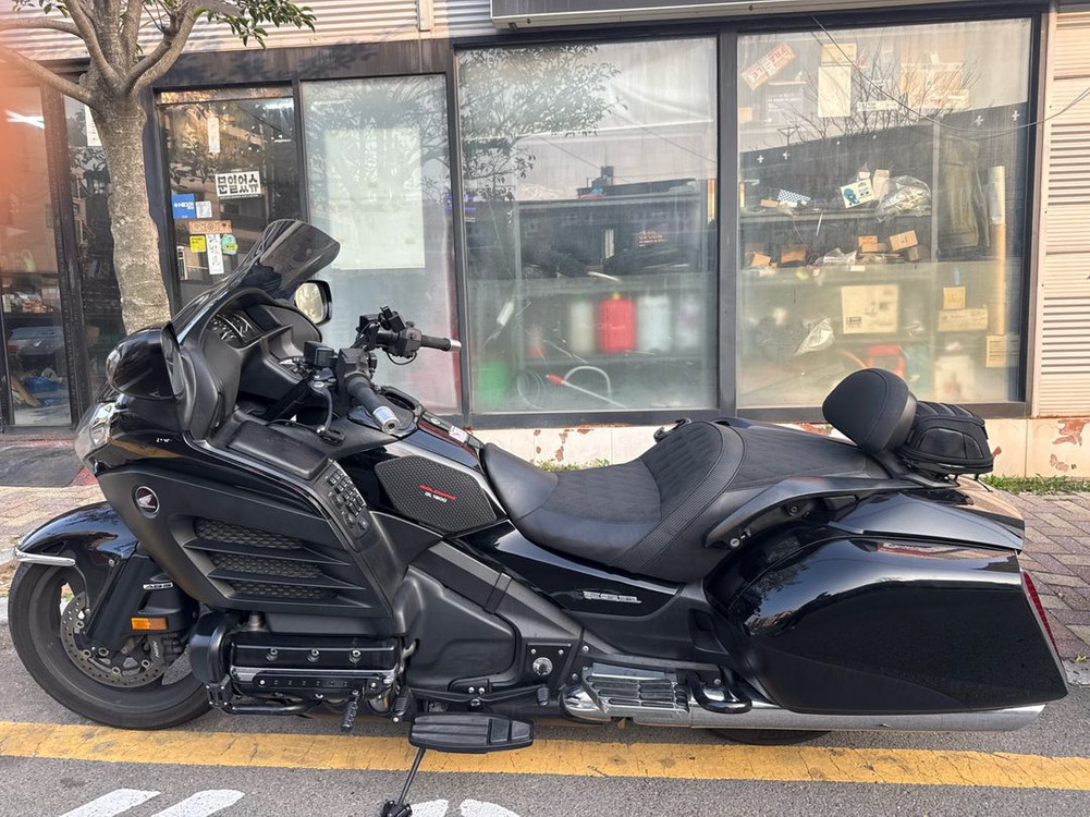 혼다 골드윙f6b 팝니다 이미지