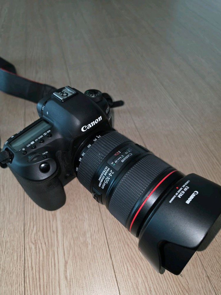 캐논 EOS 5D Mark IV + EF 24-105mm F4L IS II USM 렌즈 이미지
