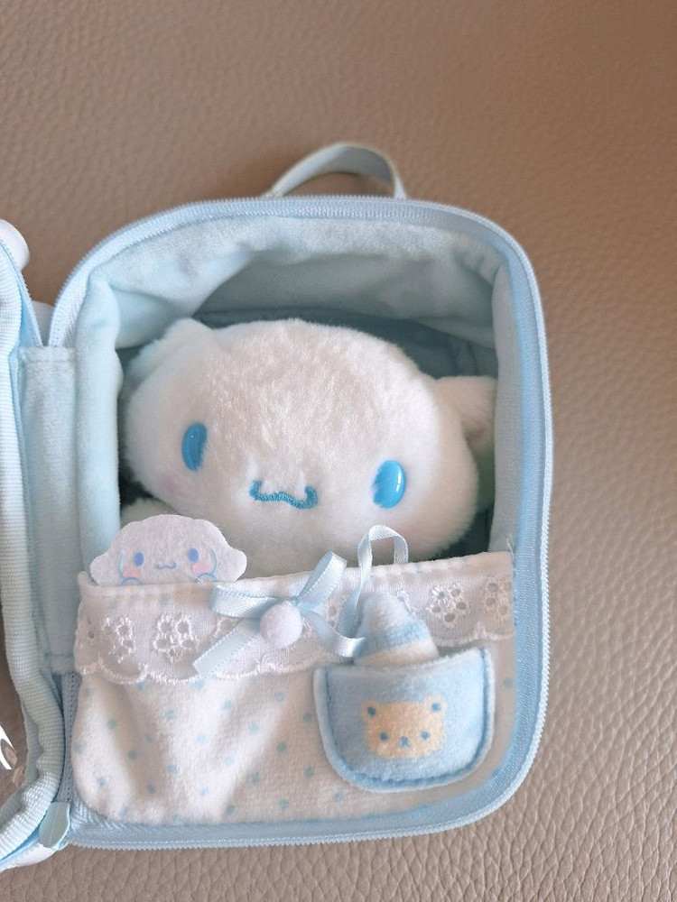 시나모롤 인형 이미지