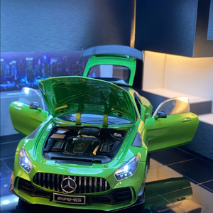 1:18 블랙맘바 벤츠 Amg gtr 다이캐스트 이미지