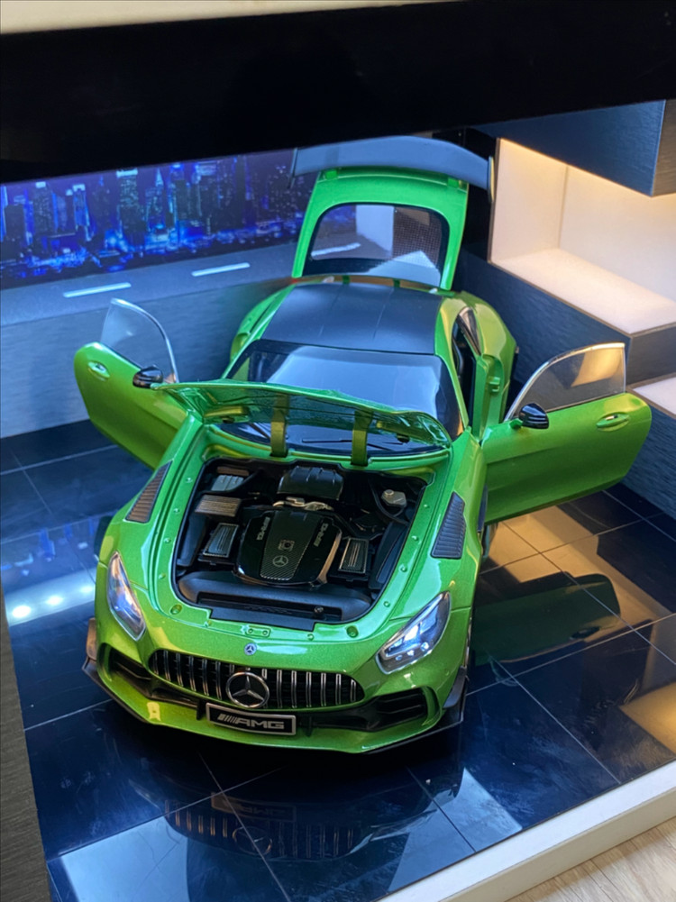 1:18 블랙맘바 벤츠 Amg gtr 다이캐스트 이미지