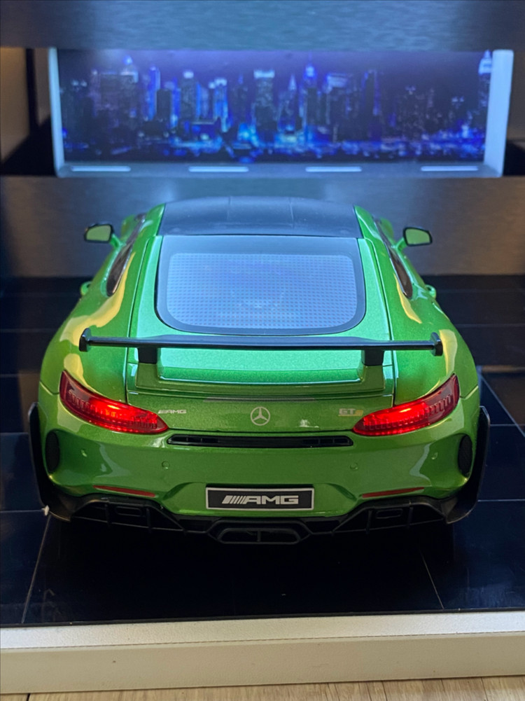 1:18 블랙맘바 벤츠 Amg gtr 다이캐스트 이미지