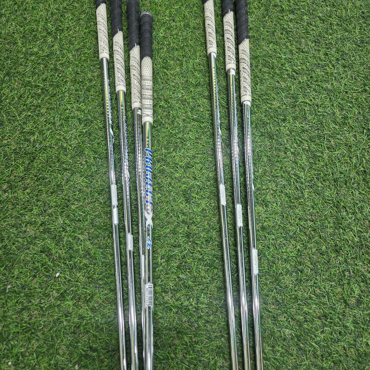 중고골프채 테일러메이드 P770 남성용 중고 아이언 풀세트 4-P 7i 특주 이미지