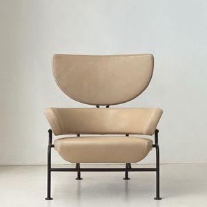 Cassina Tre Pezzi 의자 팝니다. 이미지