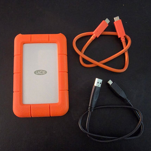 [S급/사용20시간] 라씨(LaCie) 2TB 외장하드 판매합니다 이미지