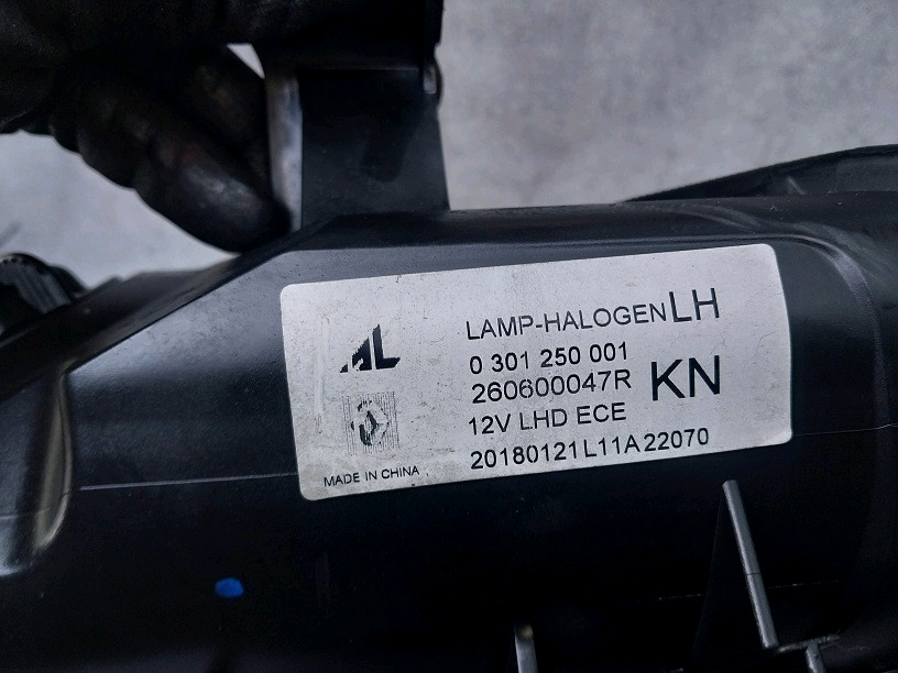 뉴SM3 L38 헤드라이트 라이트 전조등 / 260600047R 260100047R 이미지