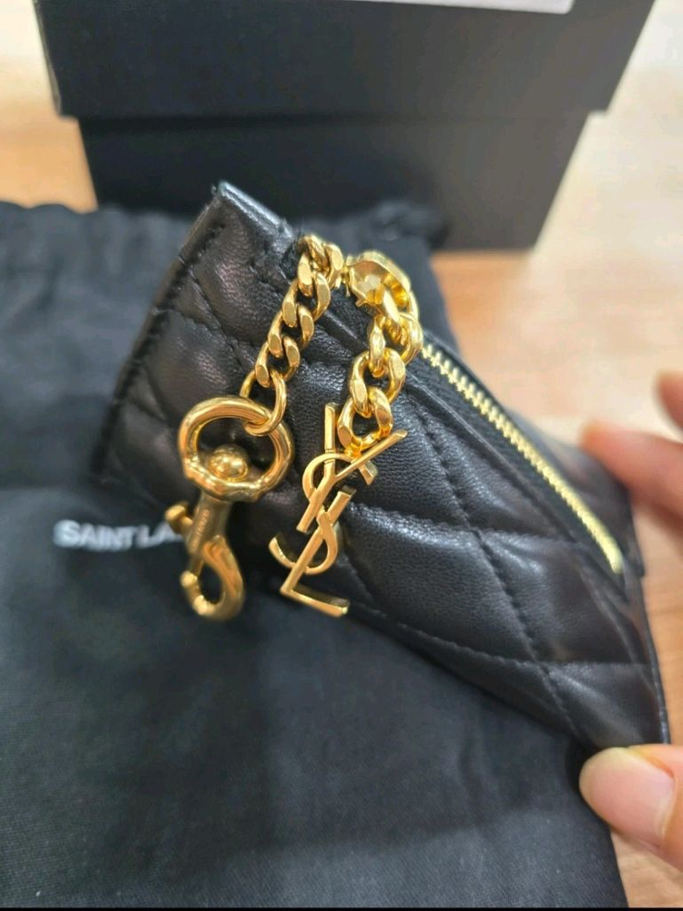 생로랑 YSL 키 파우치 이미지