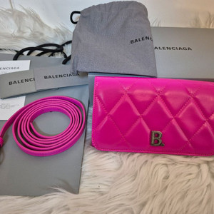 (정품 새상품발렌시아가 나파 퀼딩 크로스백 이미지