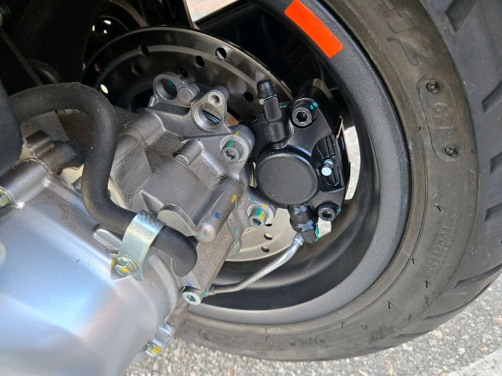 베스파 gts 125 2025년식 이미지