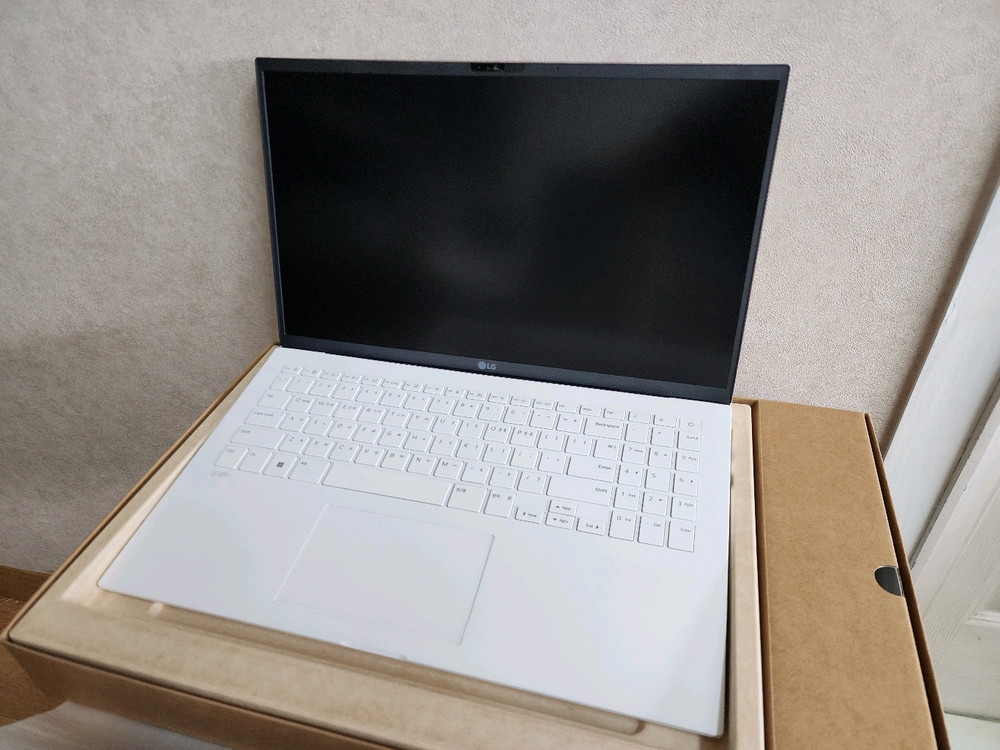 극강스펙 24년형 울트라5 LG 그램 125H AI코어 16GB 풀세트 이미지