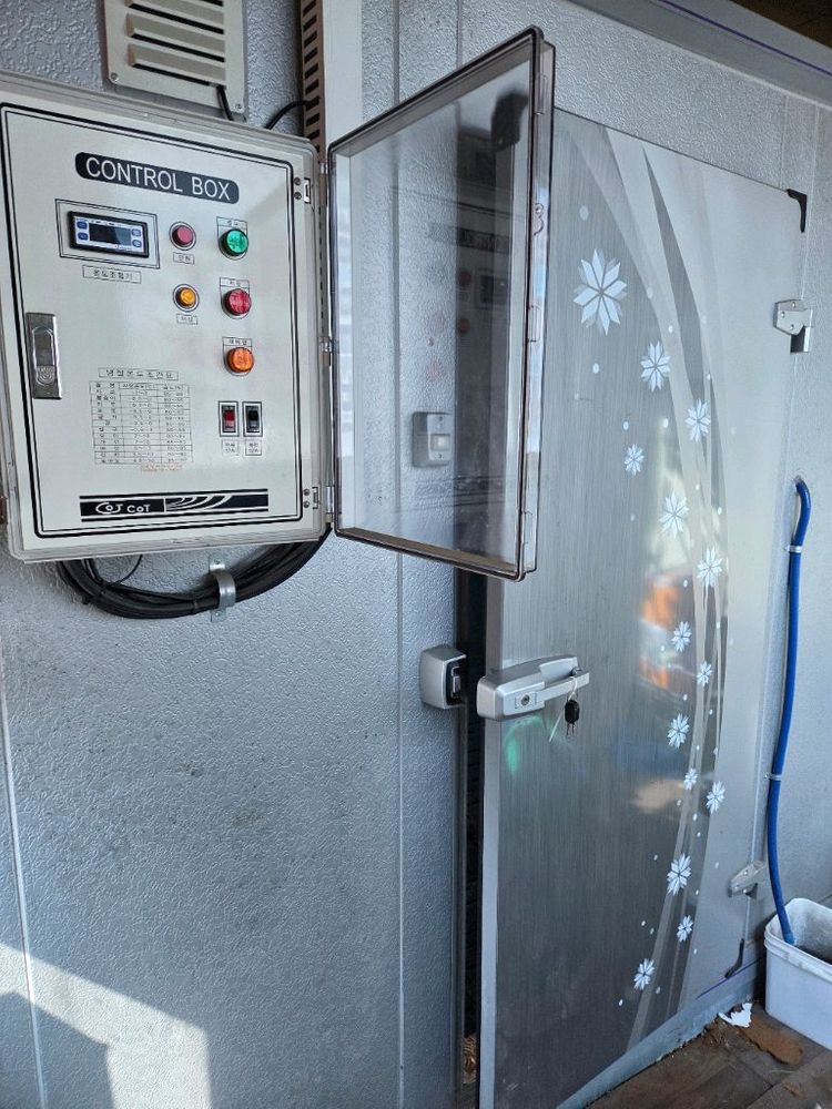 냉동 저온창고 8평 팝니다 이미지