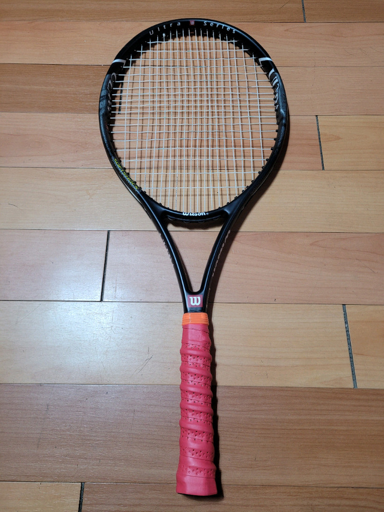 윌슨 ULTRA Ti 테니스 라켓 이미지