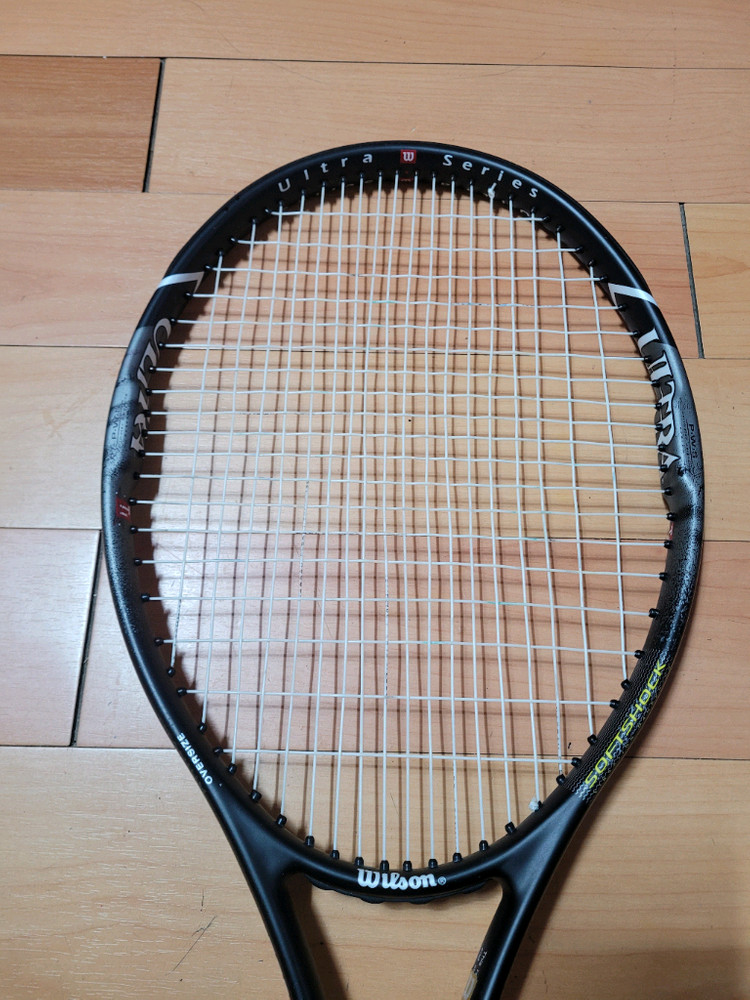윌슨 ULTRA Ti 테니스 라켓 이미지