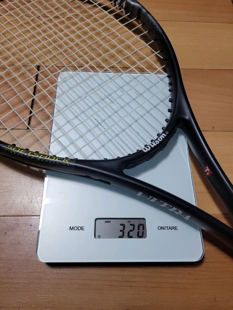 윌슨 ULTRA Ti 테니스 라켓 이미지