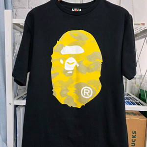 베이프 반팔티 슬림105 카모 빅 헤드 반팔티셔츠 MM73 이미지