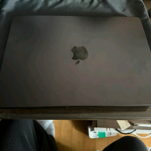 맥북프로14 m5 512 사이클2회 풀박스 이미지