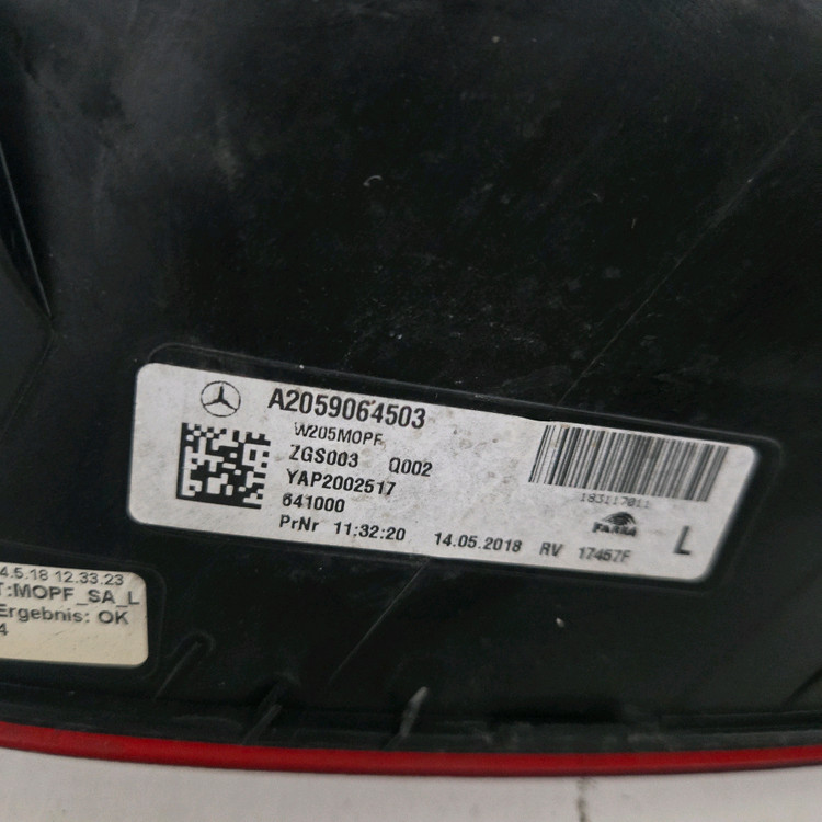 벤츠 C클래스후미등 w205후기형 운전석 중고후미등 이미지