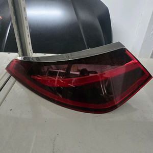 벤츠 S클래스후미등 W223 중고테일램프 운전석 이미지