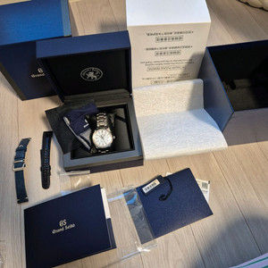 그랜드세이코 푸른송이 브레이슬릿 sbga407 skyflake 이미지