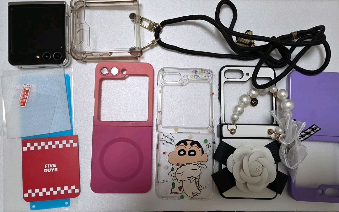 폴더블 스마트폰 512GB 이미지