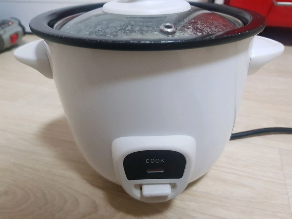 미니 전기밥솥 이미지