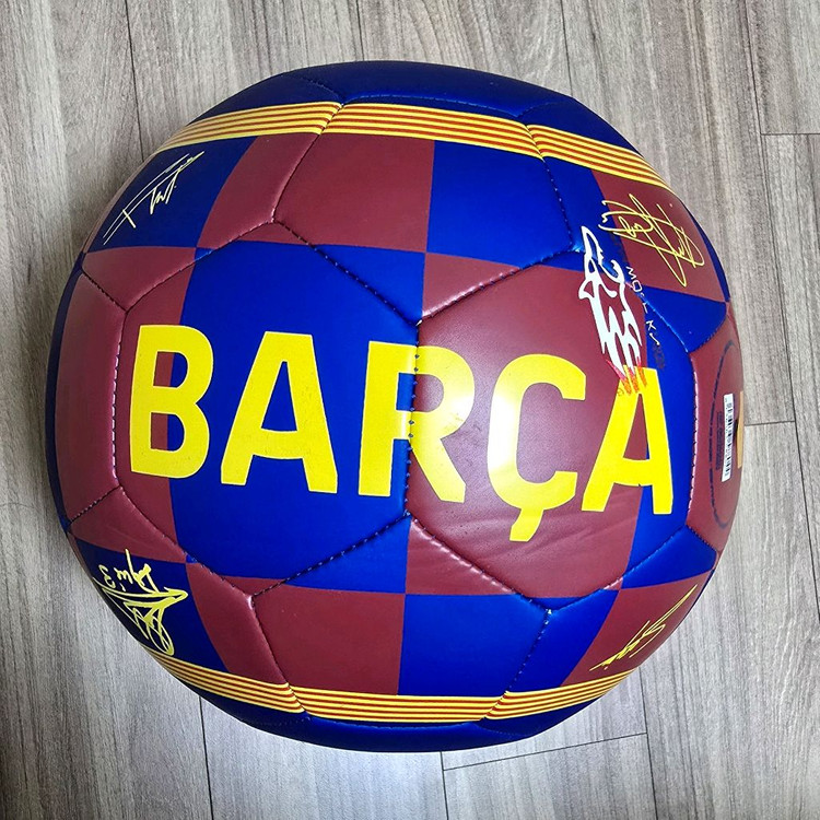 FC 바르셀로나 축구공 & 도리토스 나쵸 축구공 손흥민 등 사인볼 이미지
