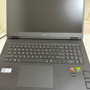 HP오멘17 게이밍노트북 이미지