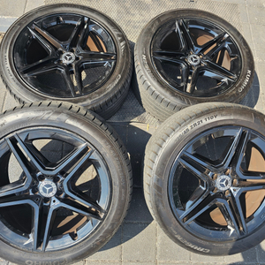 벤츠 GLS400D AMG 21인치 순정 중고휠타이어 이미지