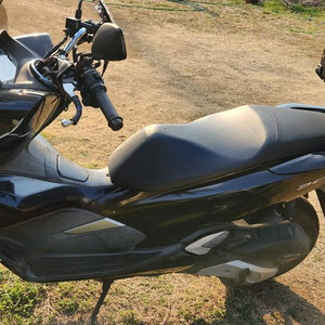 혼다 pcx125 오토바이 2020년 3만9천 스쿠터 라이더 이미지