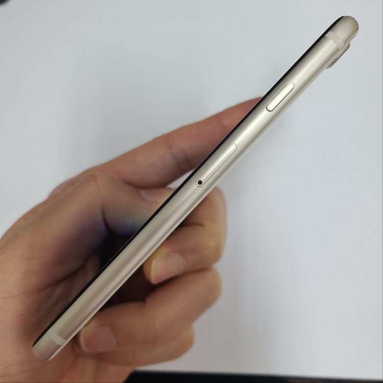 아이폰 SE3 128G 스타라이트 메인폰 198240 이미지